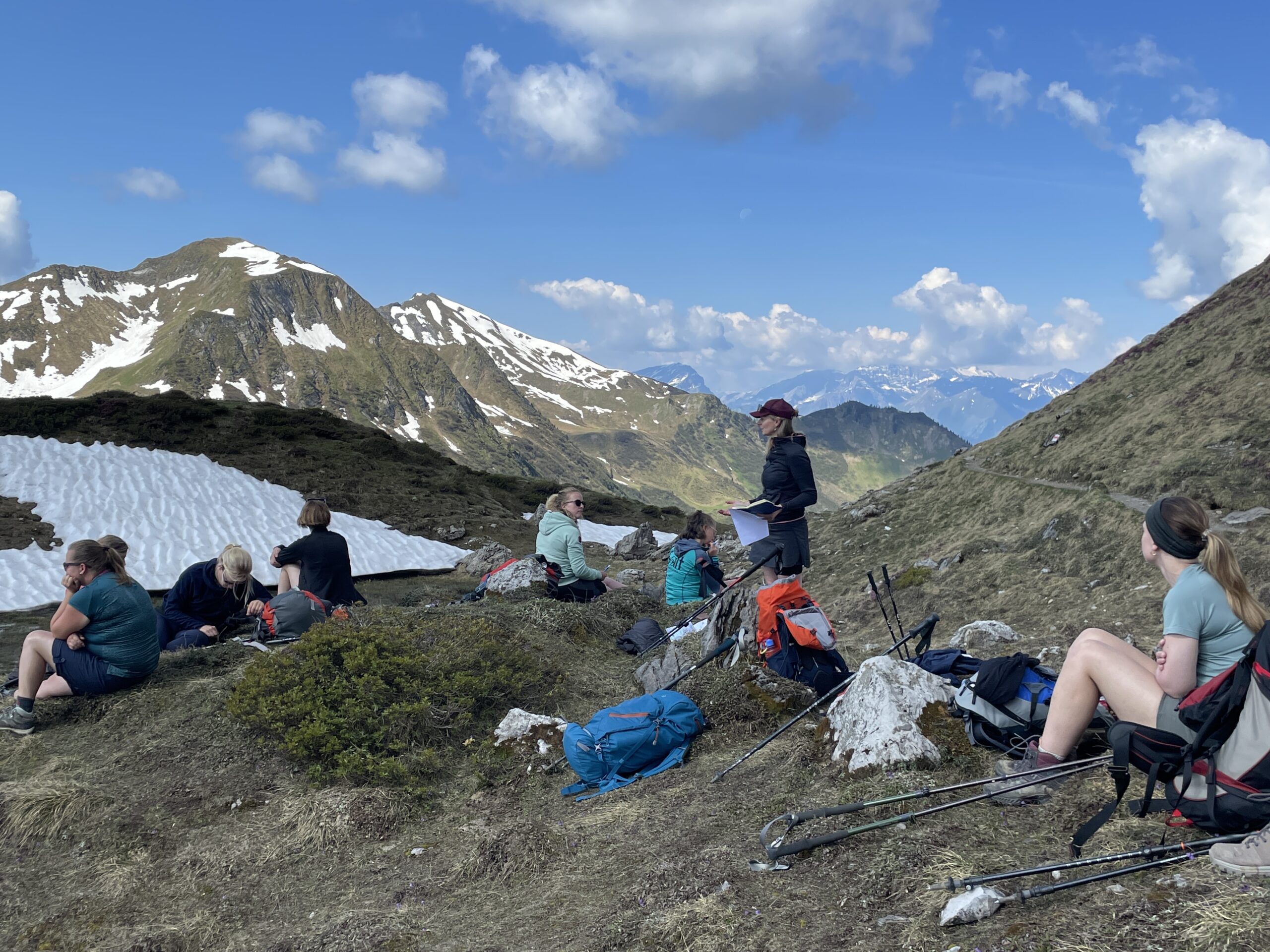 5DB66469-2274-4308-9249-F7C2A791A44B