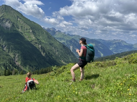 3D969A4F-5044-4B3D-A91C-78DA7E59AD29_4_5005_c